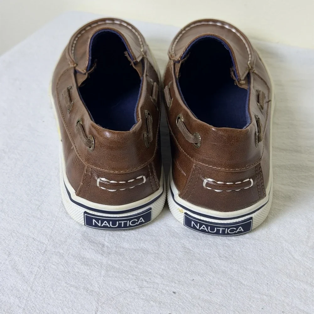 Nautica Brown Faux Leather Moc Toe Boys Slip On Boat Shoes Size 3 Preppy